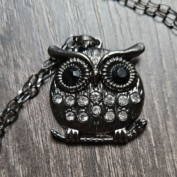 Silver Owl Pendant Necklace - Picture 2 of 6